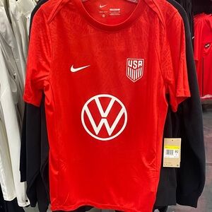 Mens Small Official USA Training Jersey Dri-Fit